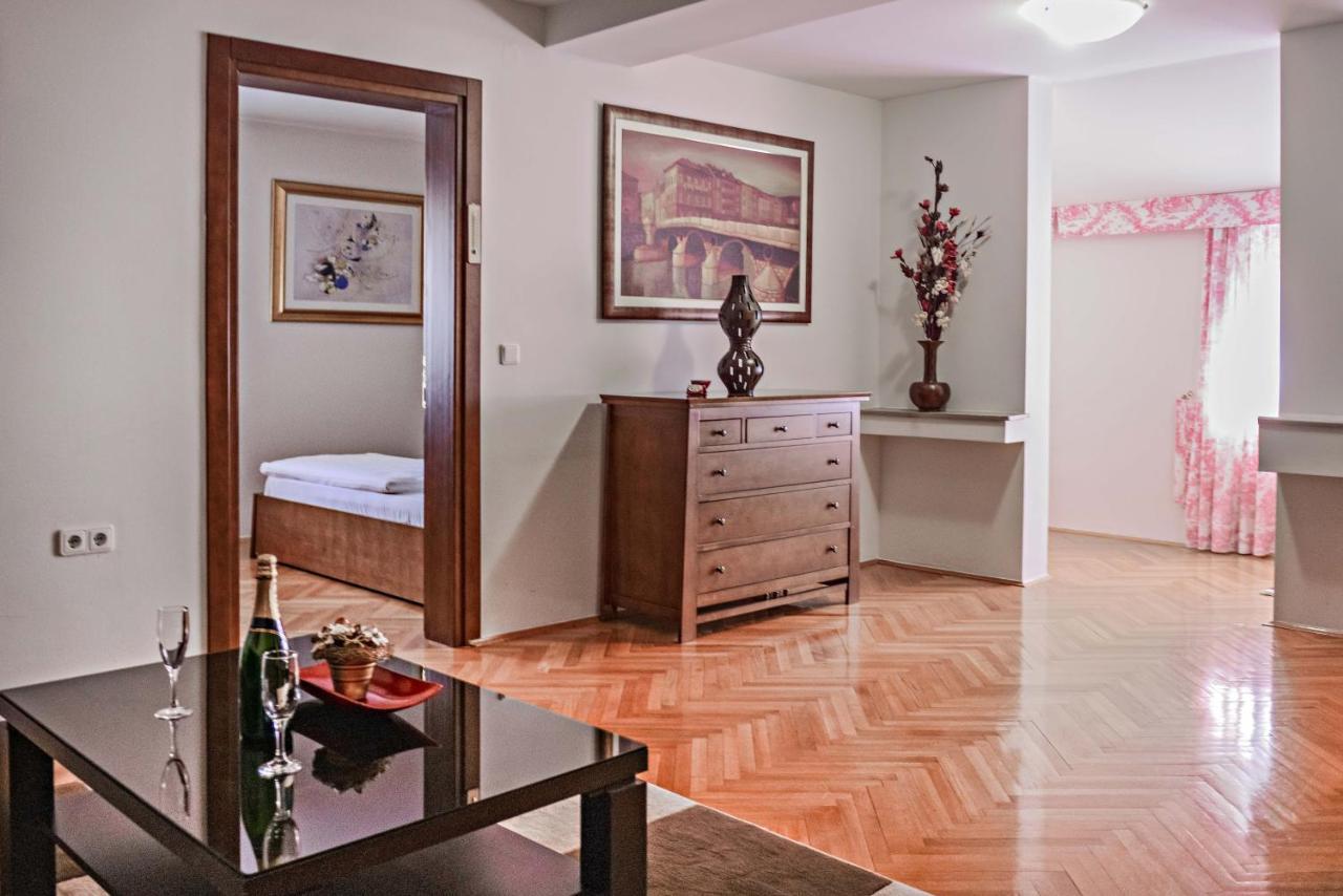 Hotel Pahuljica Влашич Екстер'єр фото