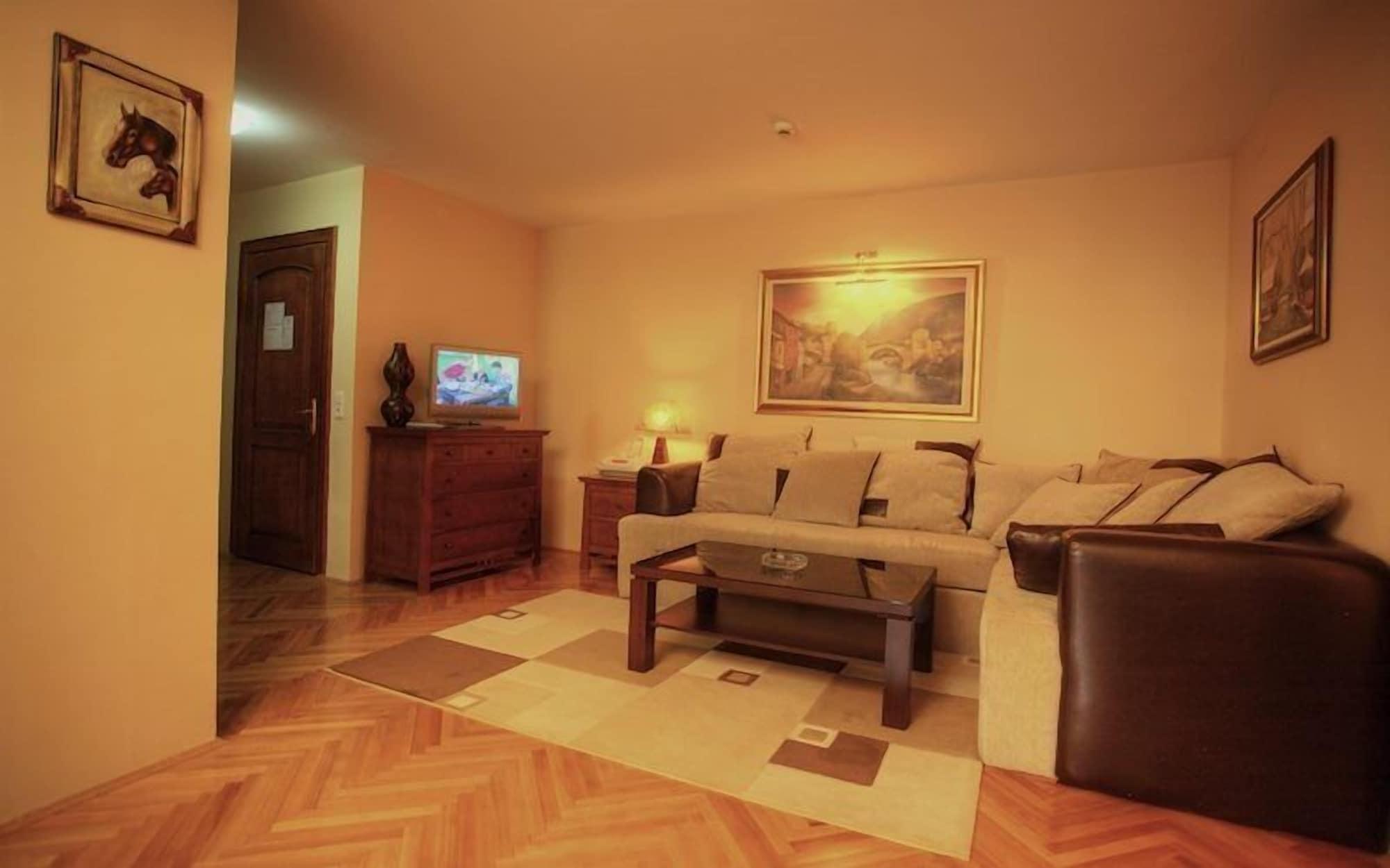 Hotel Pahuljica Влашич Екстер'єр фото